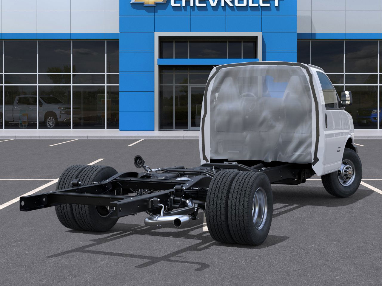 2025 Chevrolet Express Cutaway photo 2