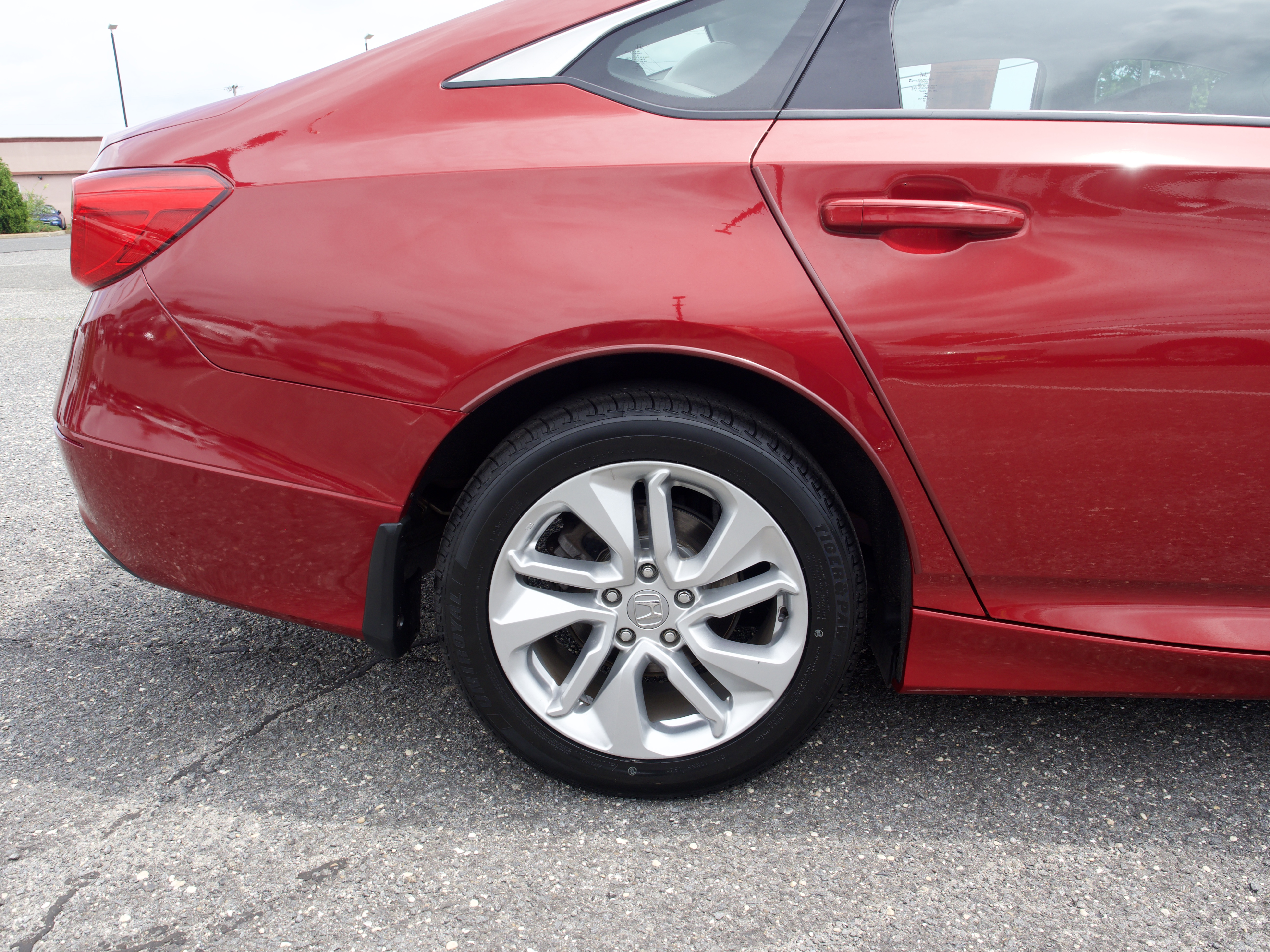 2020 Honda Accord LX - Photo 13