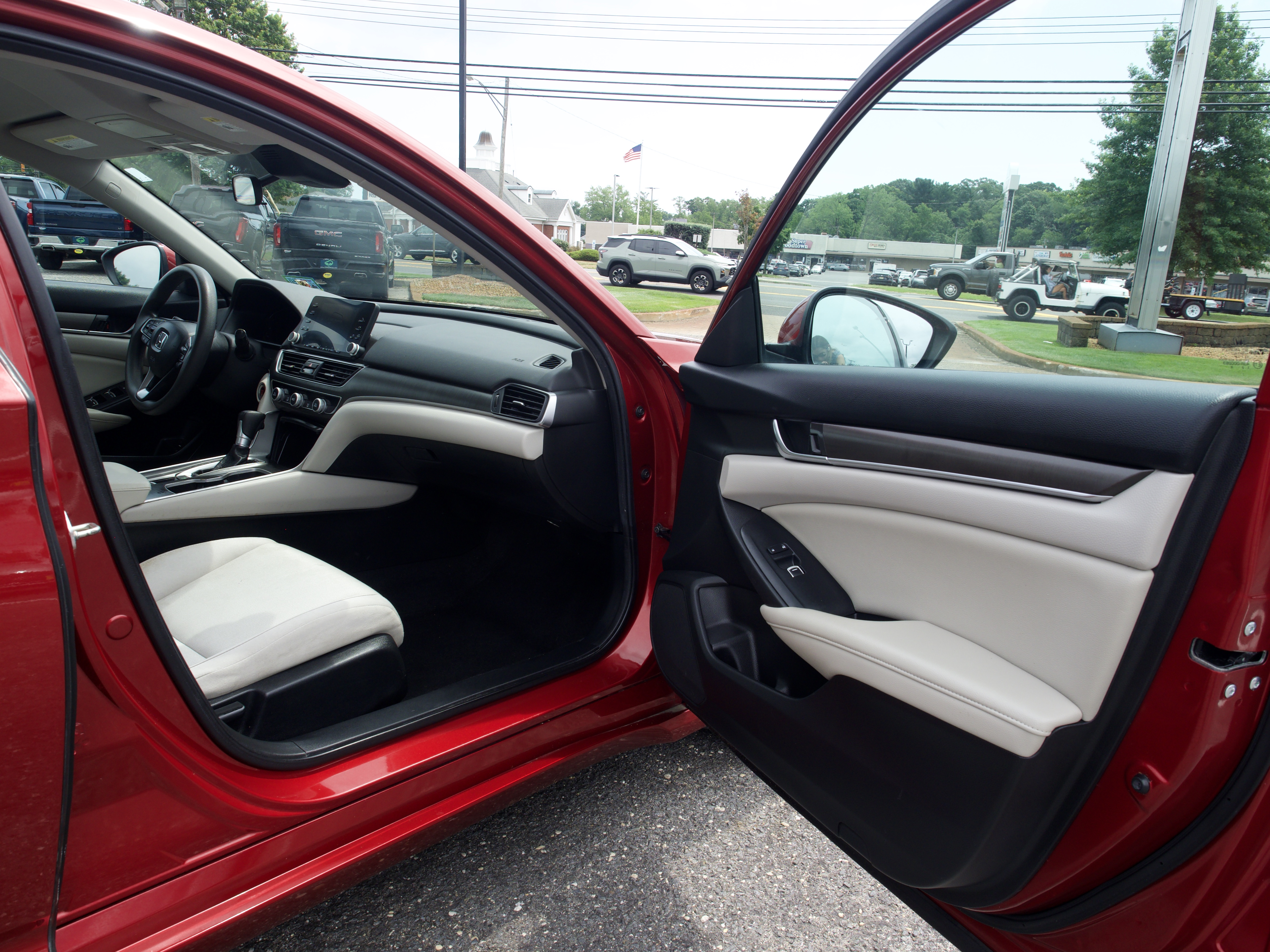 2020 Honda Accord LX - Photo 30