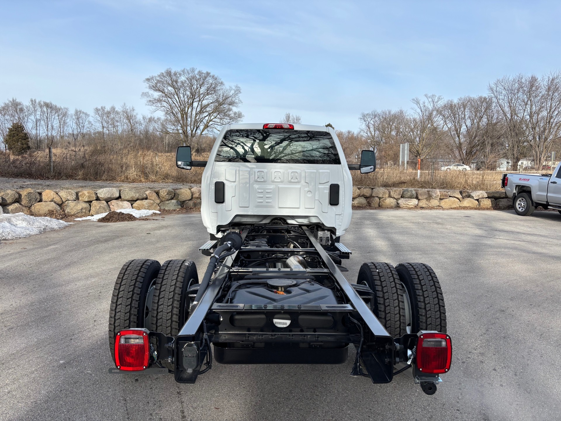 2024 Chevrolet Silverado 5500HD Work Truck photo 3