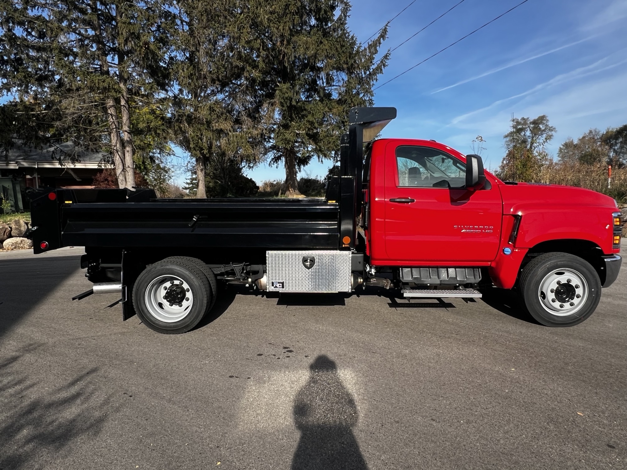 2024 Chevrolet Silverado 4500HD Work Truck photo 2