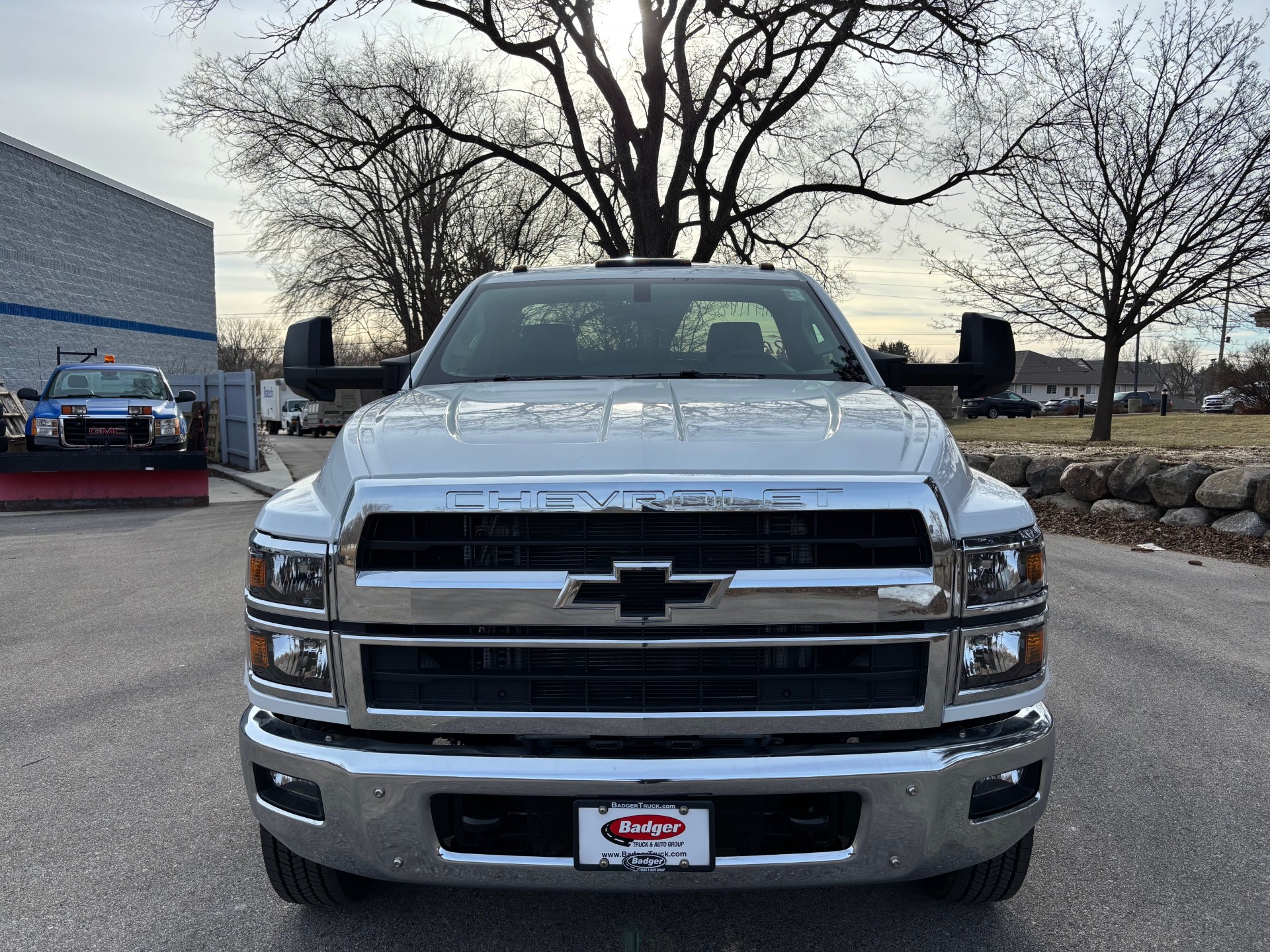 2024 Chevrolet Silverado 6500HD Work Truck photo 4