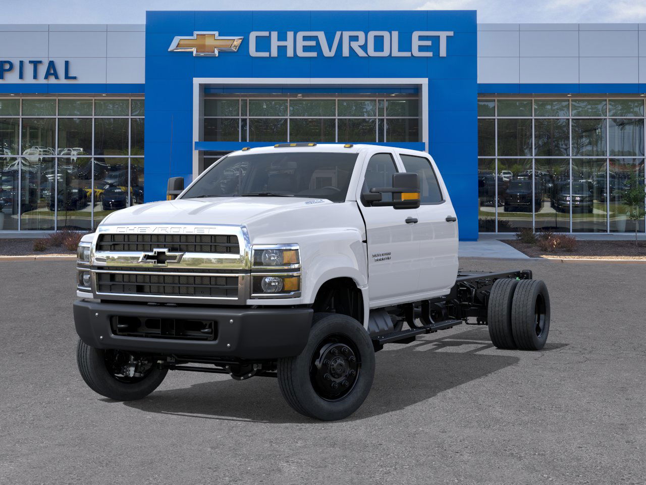 2025 Chevrolet Silverado 5500HD Work Truck photo 3