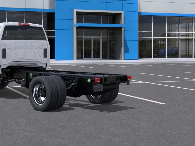 New 2026 Summit White Chevrolet Work Truck image 14