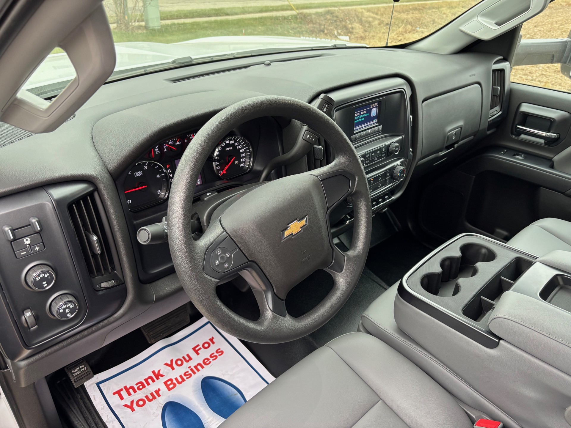 2023 Chevrolet Silverado 5500HD Work Truck photo 4
