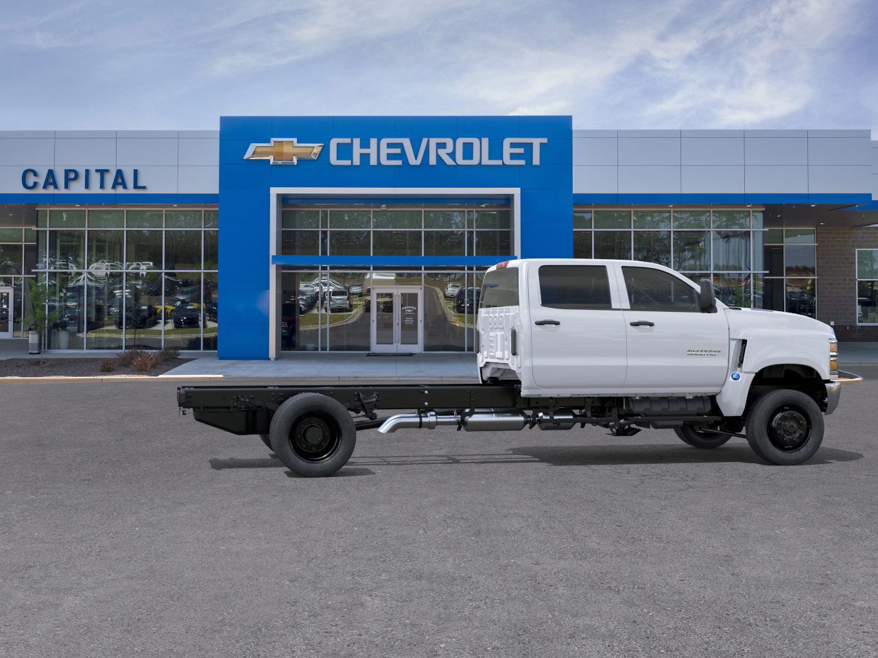 2025 Chevrolet Silverado 5500HD Work Truck photo 2