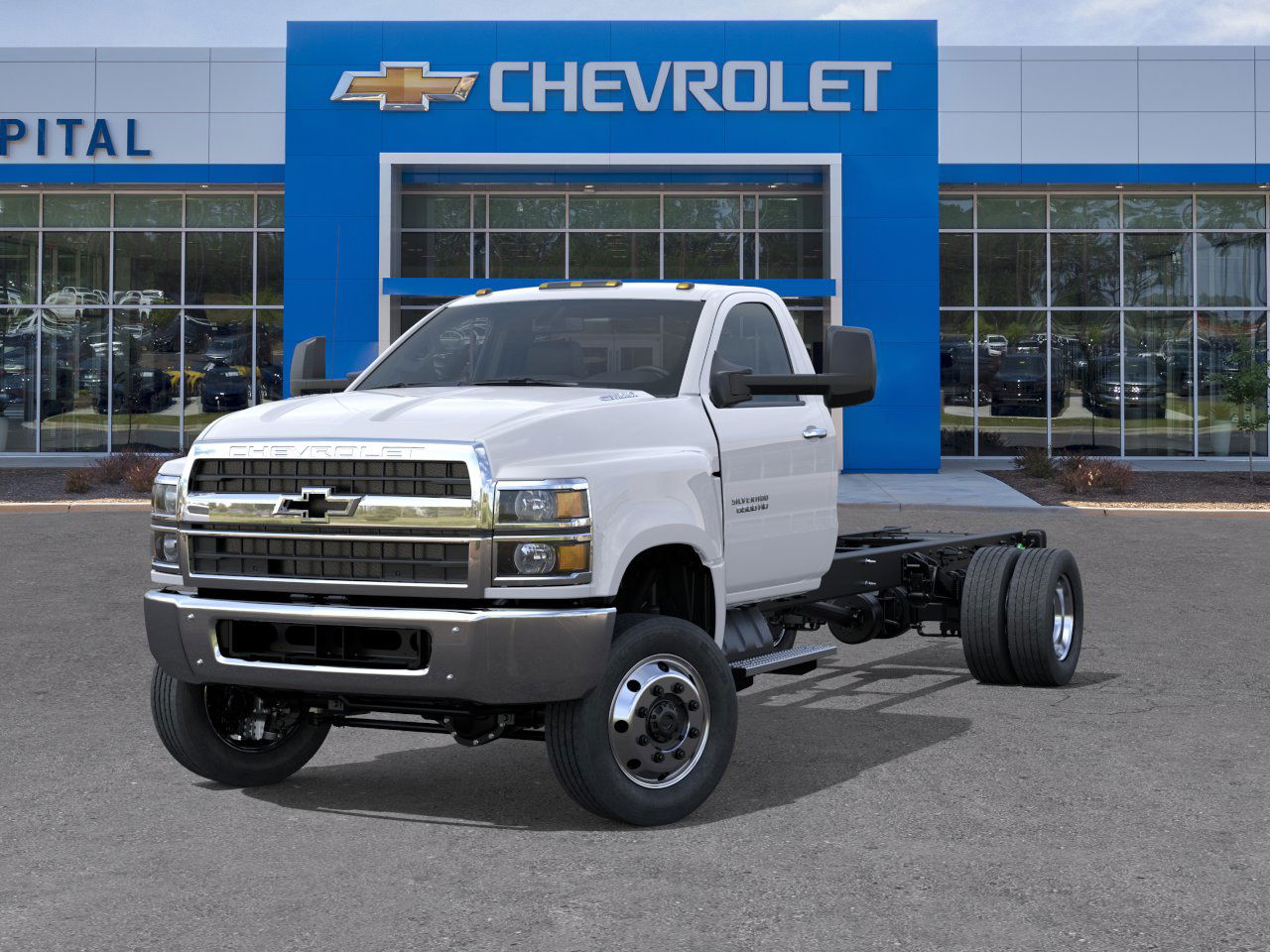 2025 Chevrolet Silverado 6500HD Work Truck photo 3