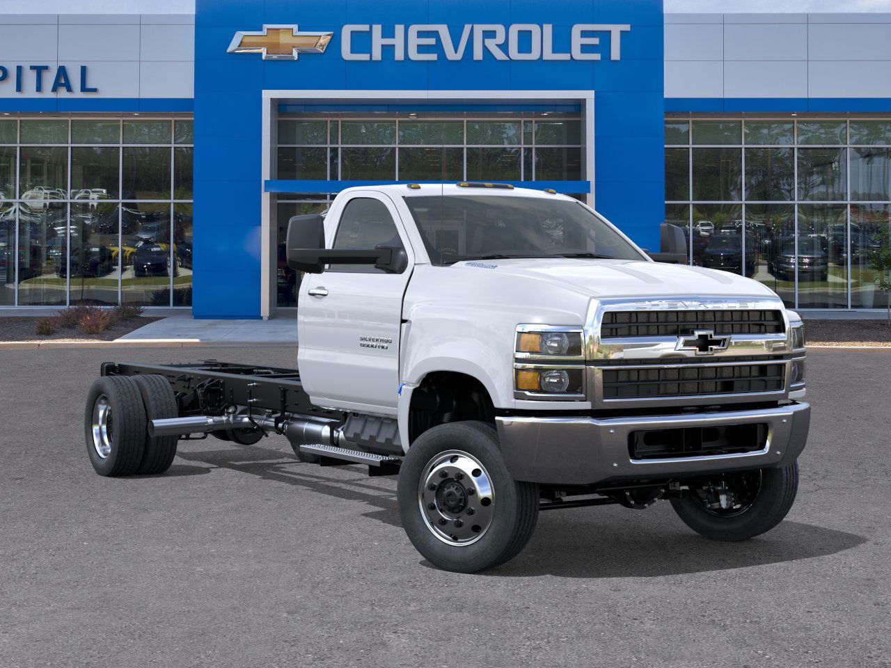2025 Chevrolet Silverado 6500HD Work Truck photo 4
