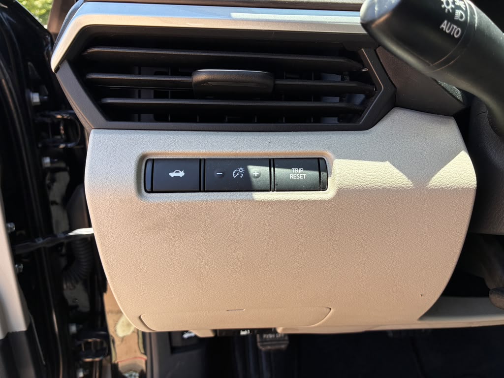 2025 Nissan Altima SV - Photo 11