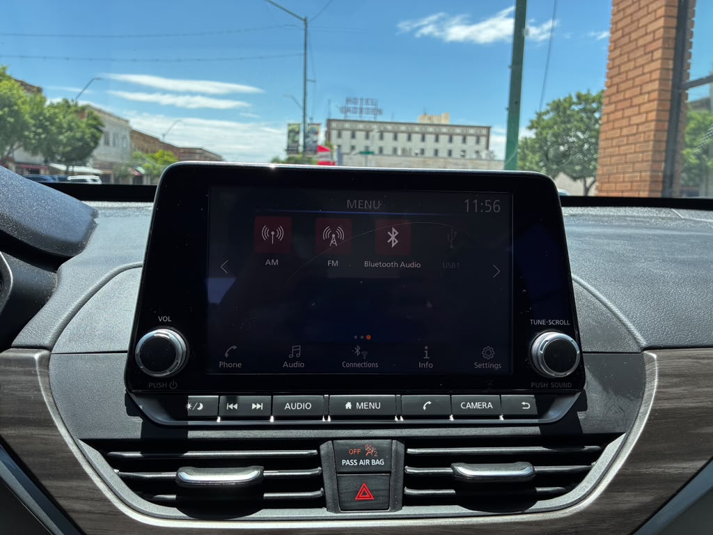2025 Nissan Altima SV - Photo 16
