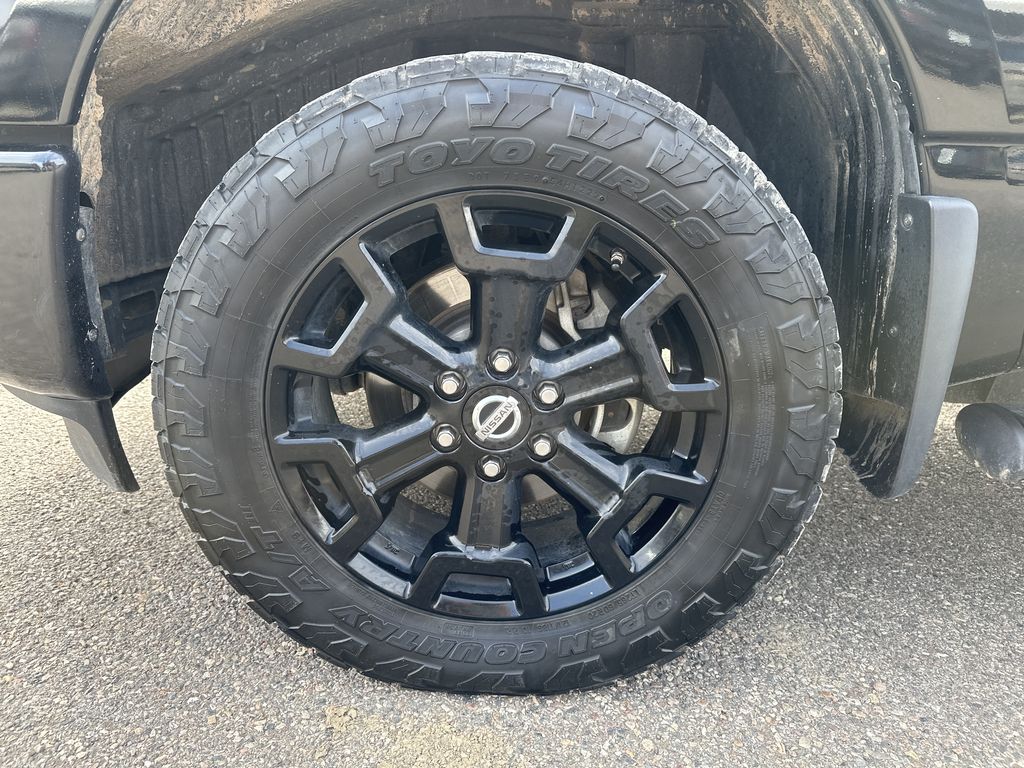 2018 Nissan Titan SV photo 18