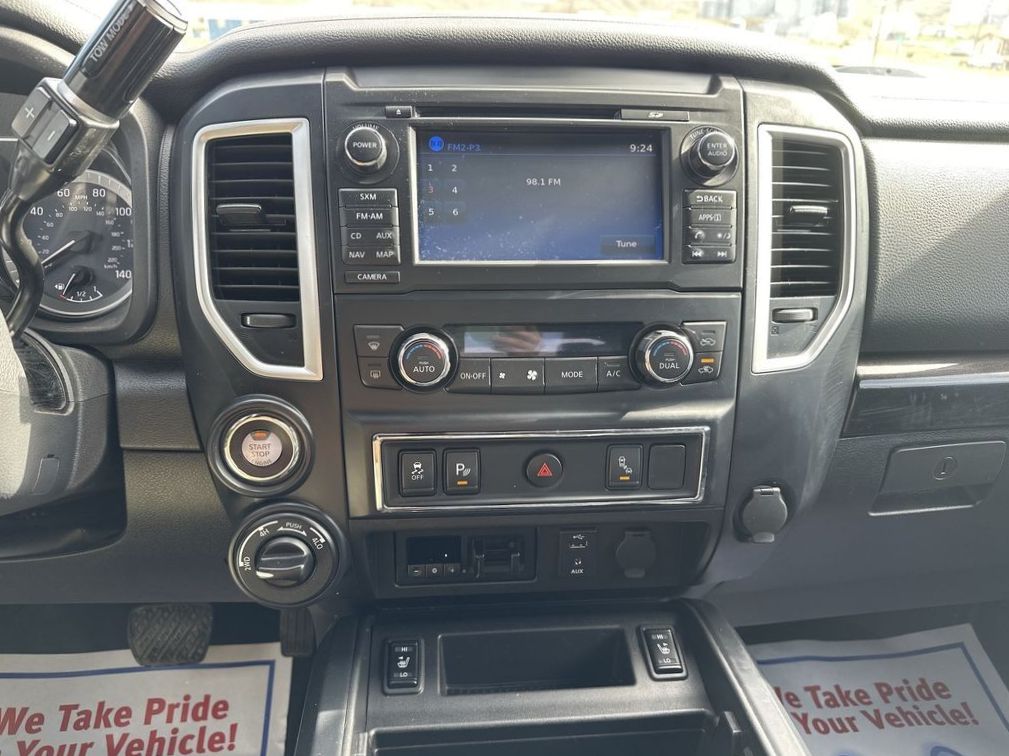 2018 Nissan Titan SV photo 8
