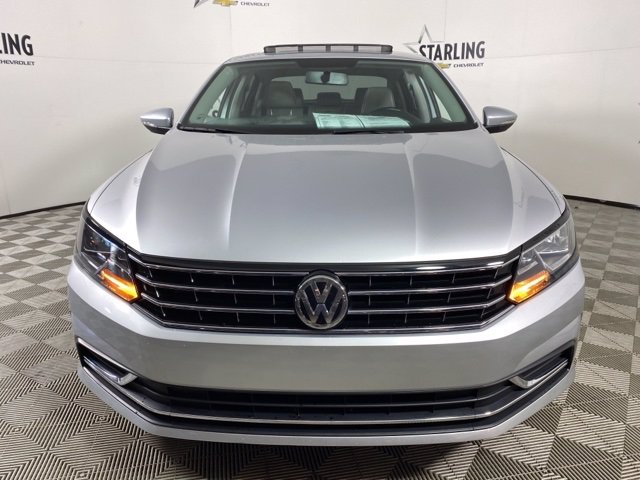 Pre-Owned 2016 Volkswagen Passat
