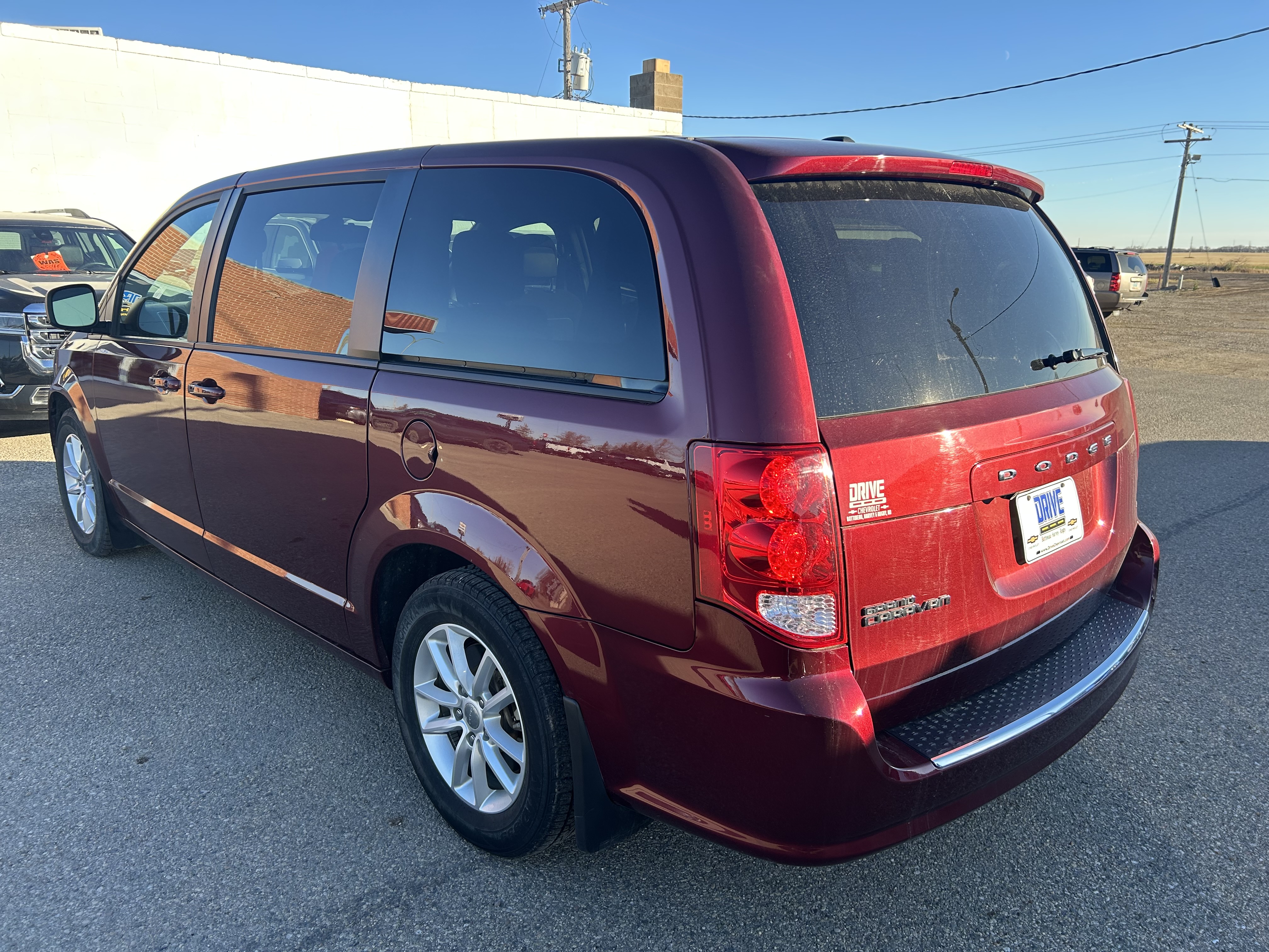 Used 2020 Dodge Grand Caravan SE Plus with VIN 2C4RDGBG6LR195353 for sale in Bottineau, ND