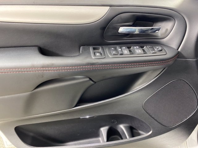 Pre-Owned 2019 Dodge Grand Caravan