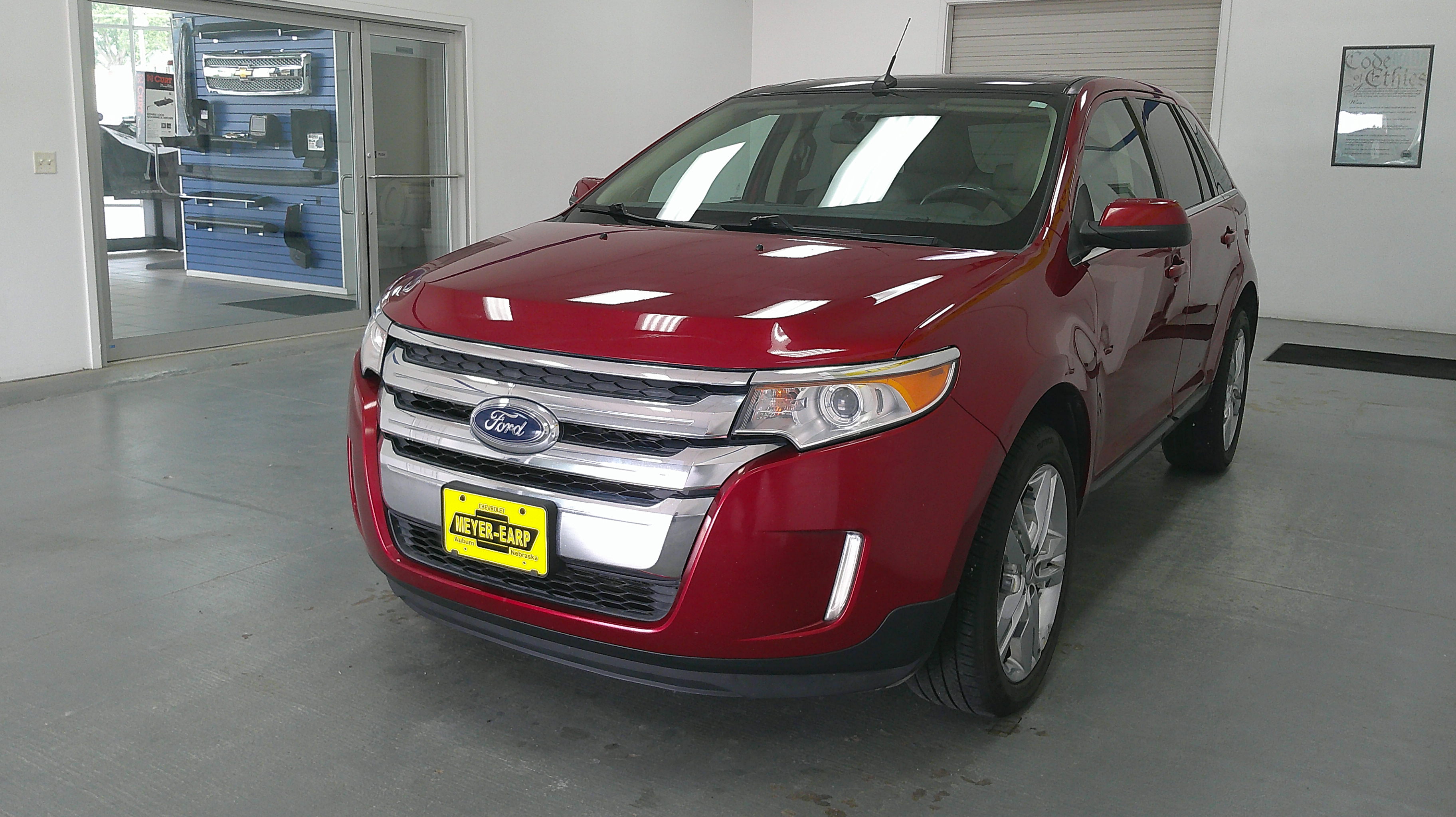 Used 2014 Red Ford Limited image 7