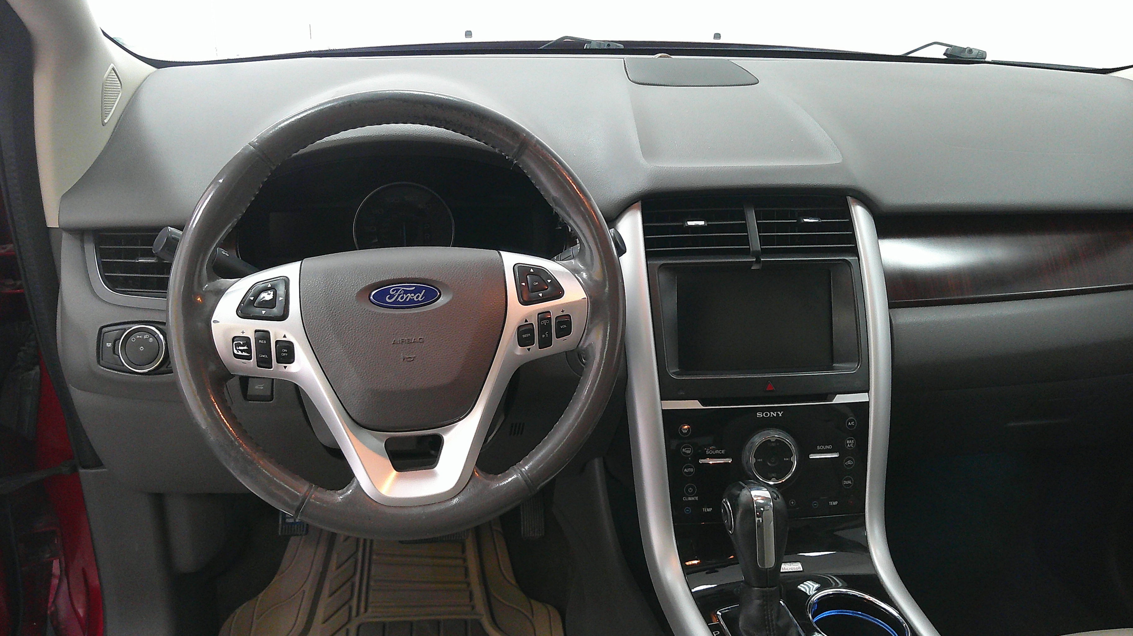 Used 2014 Red Ford Limited image 15