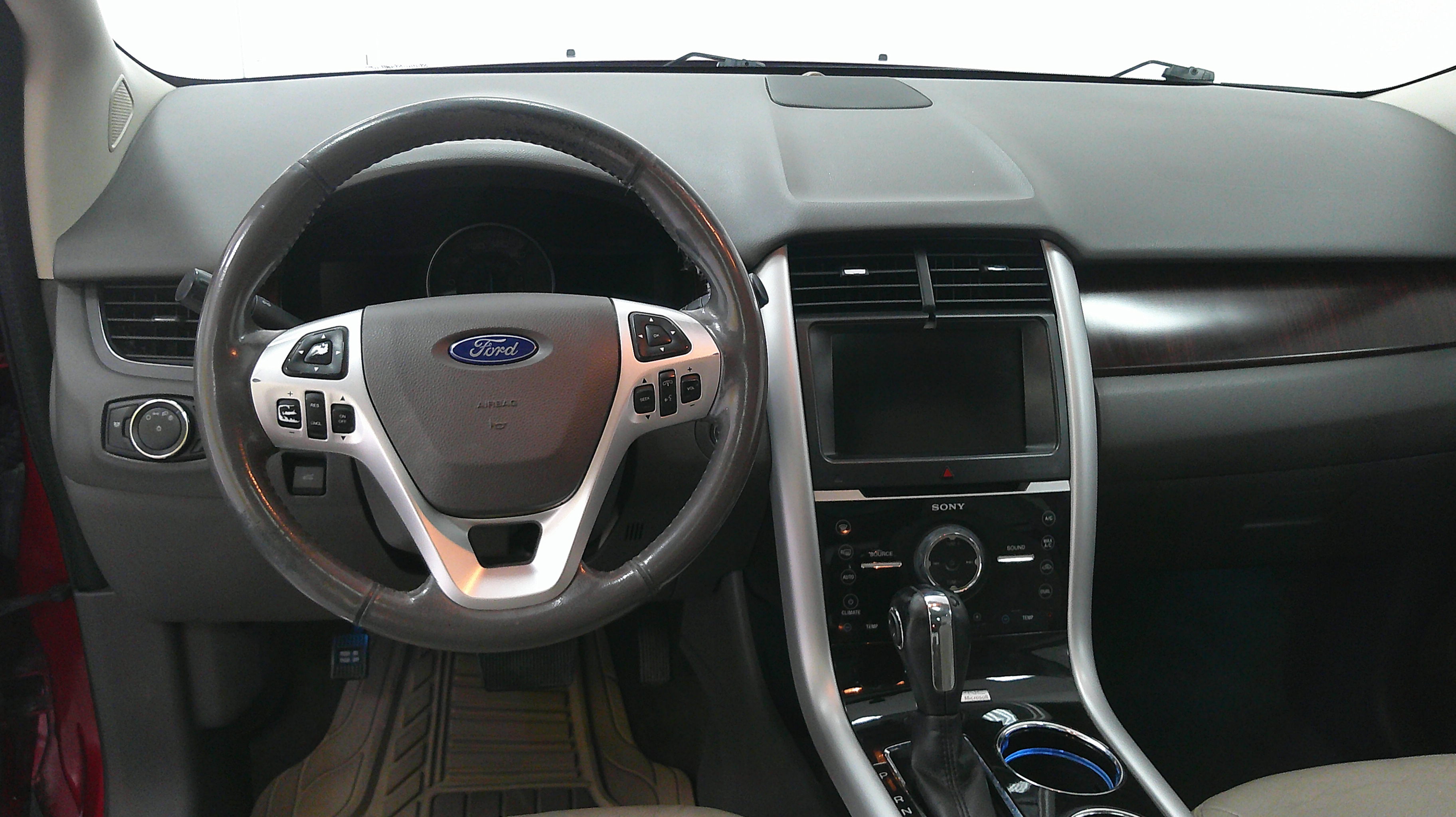 Used 2014 Red Ford Limited image 17