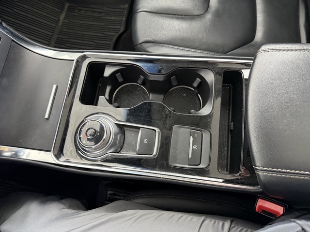 2019 Ford Edge Titanium - Photo 22