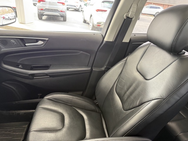 2019 Ford Edge Titanium - Photo 27