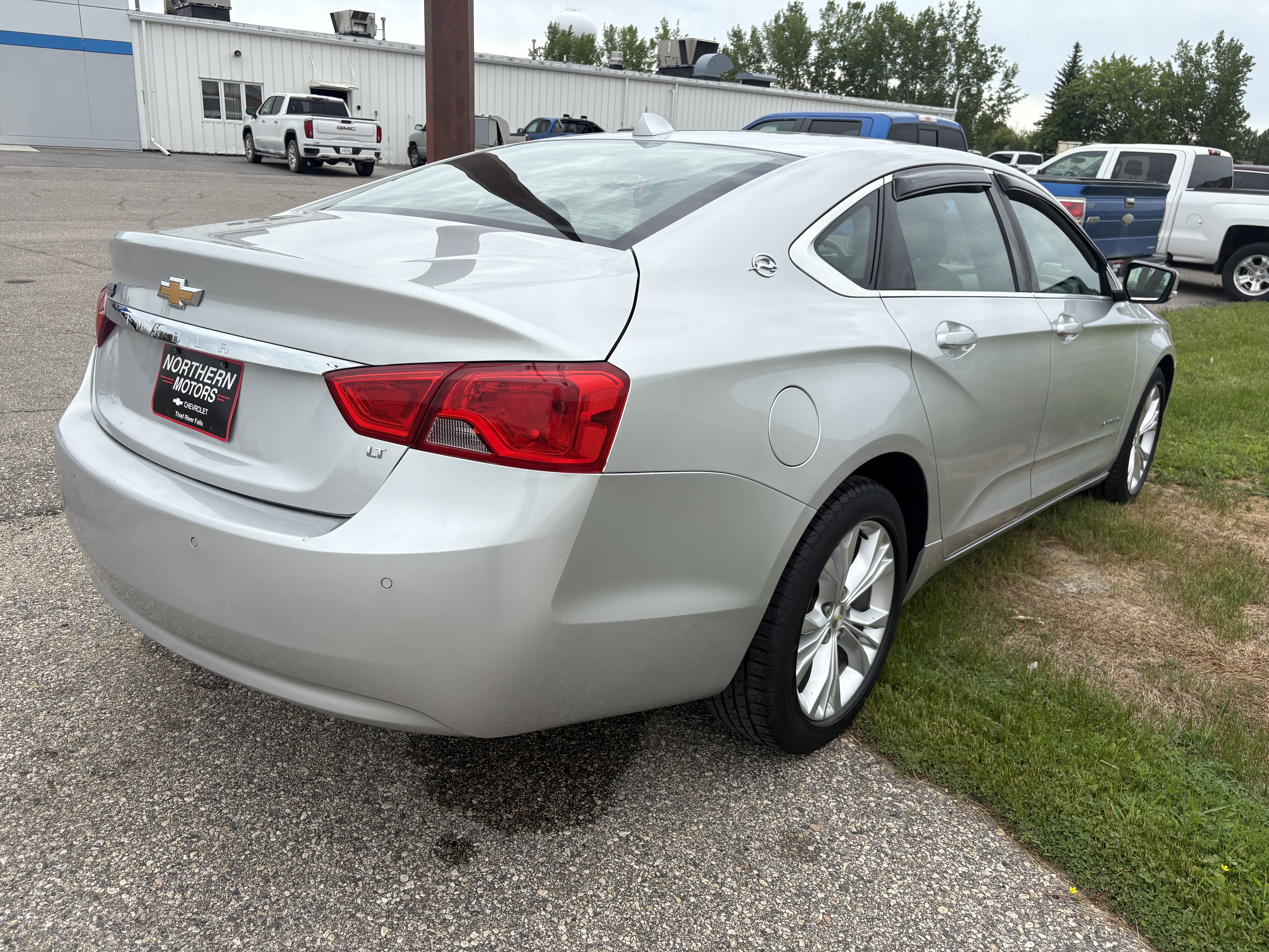 Used 2014 Chevrolet Impala 2LT with VIN 2G1125S36E9116070 for sale in Thief River Falls, Minnesota