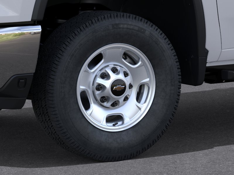 New 2026 Summit White Chevrolet WT image 9