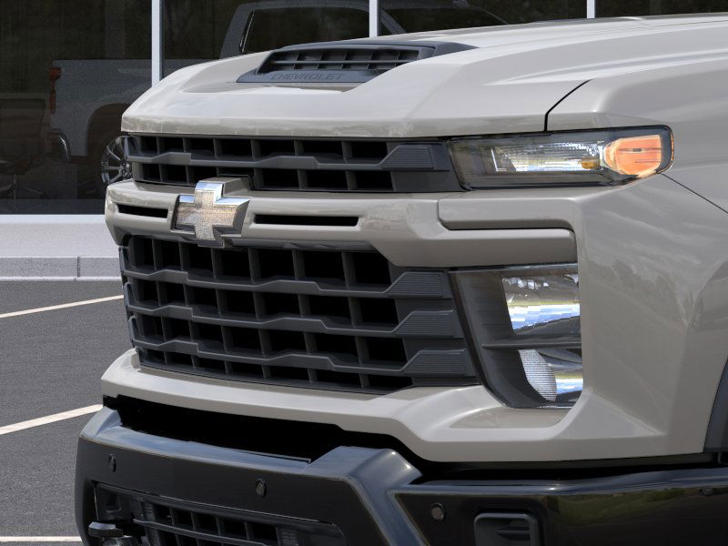 2026 Chevrolet Silverado 2500HD Custom photo 13