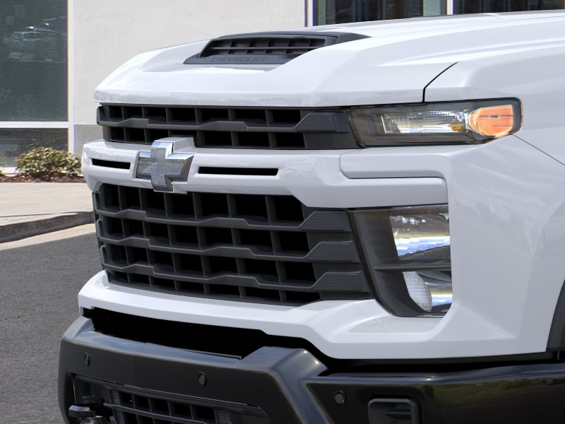 New 2026 Summit White Chevrolet Custom image 39