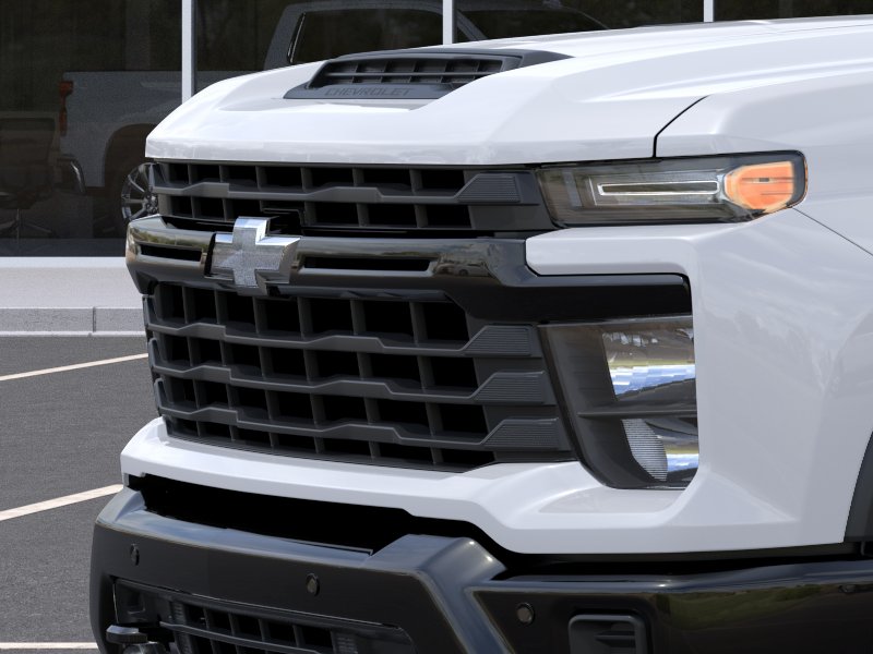 New 2026 Summit White Chevrolet Custom image 37
