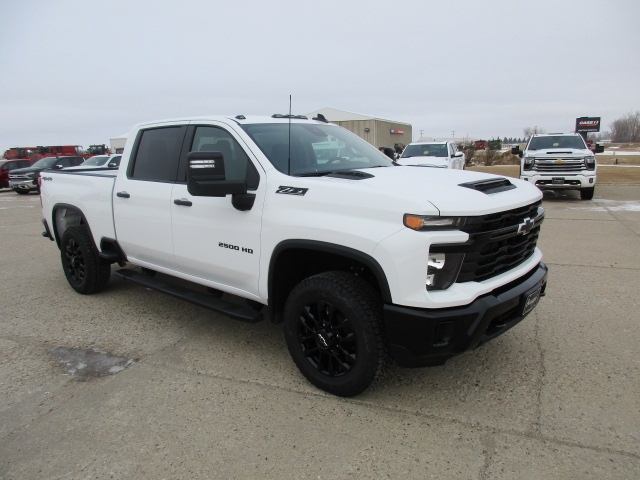 2026 Chevrolet Silverado 2500HD Custom's photo