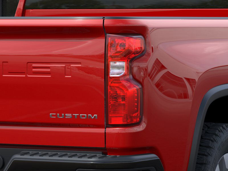 2025 Chevrolet Silverado 2500HD Custom photo 11