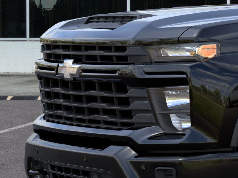 2025 Chevrolet Silverado Custom photo 13