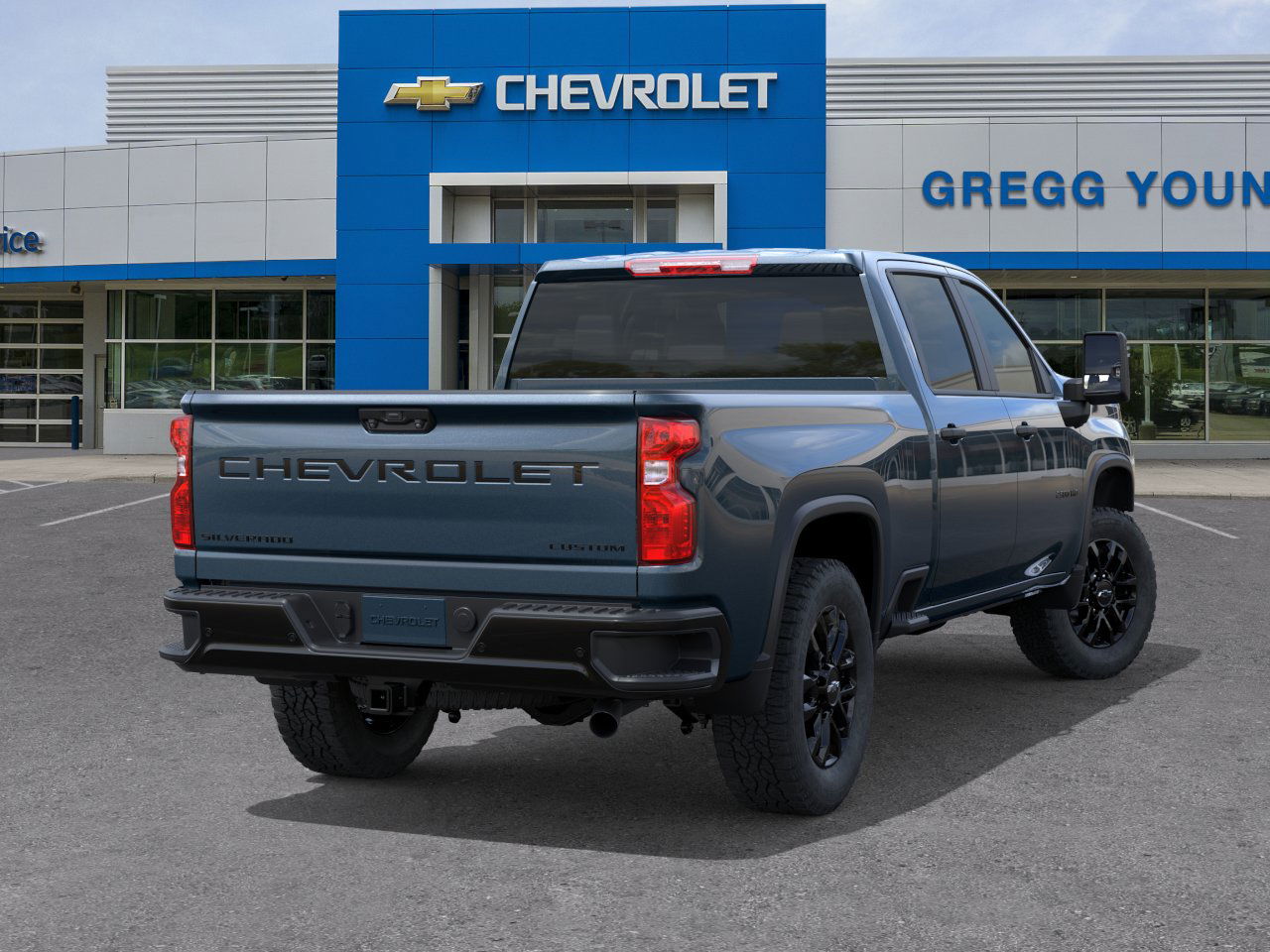 2026 Chevrolet Silverado 2500HD Custom photo 4