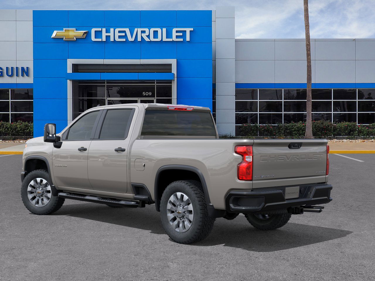 2026 Chevrolet Silverado 2500HD Custom photo 3