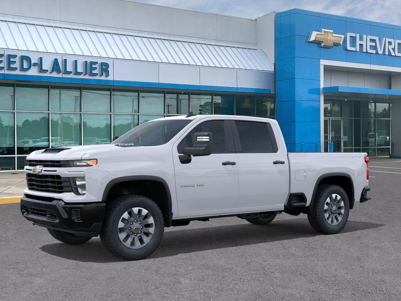 2026 Chevrolet Silverado 2500HD Custom photo 2