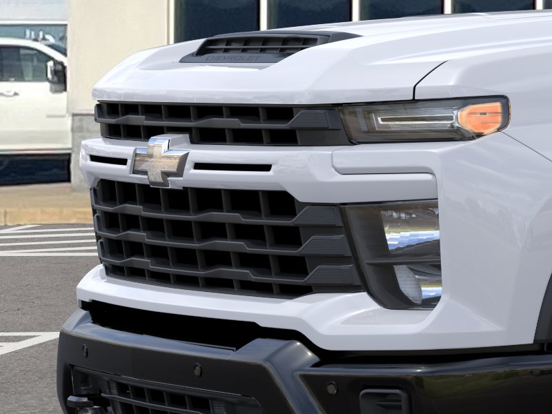 New 2026 Summit White Chevrolet Custom image 37
