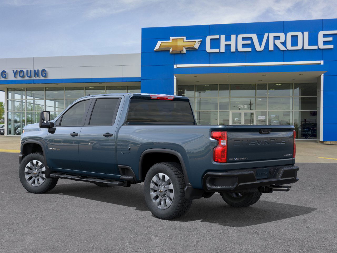 2025 Chevrolet Silverado 2500HD Custom photo 4