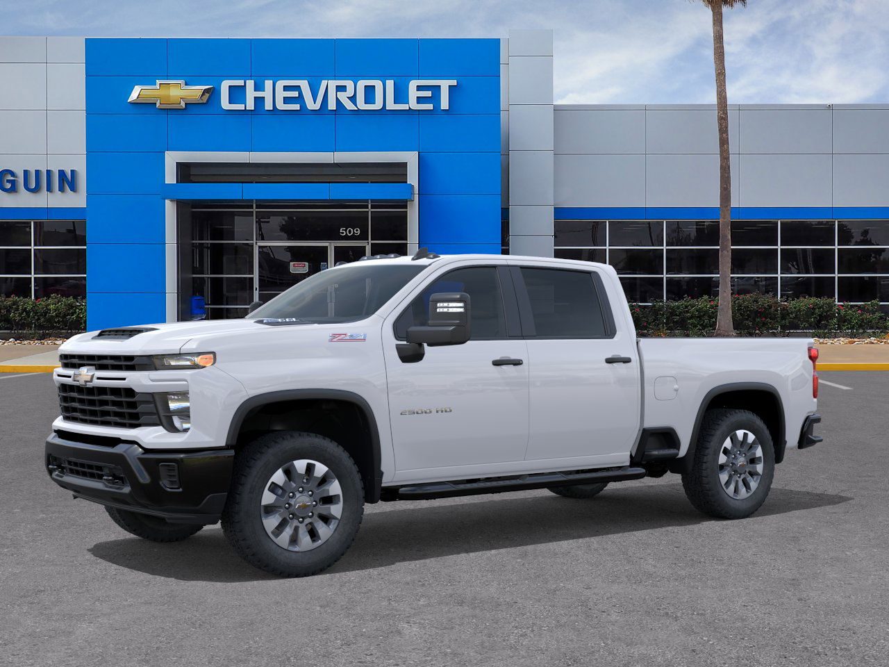 2026 Chevrolet Silverado 2500HD Custom photo 2