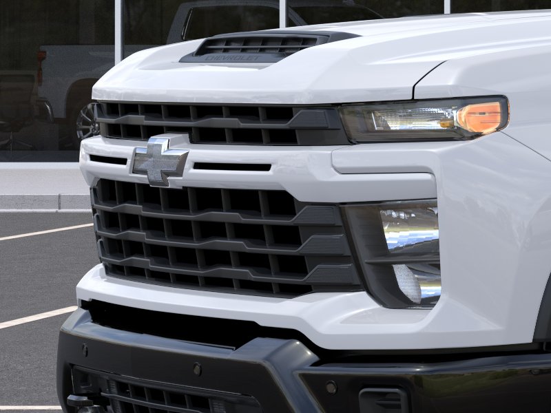 New 2026 Summit White Chevrolet Custom image 37