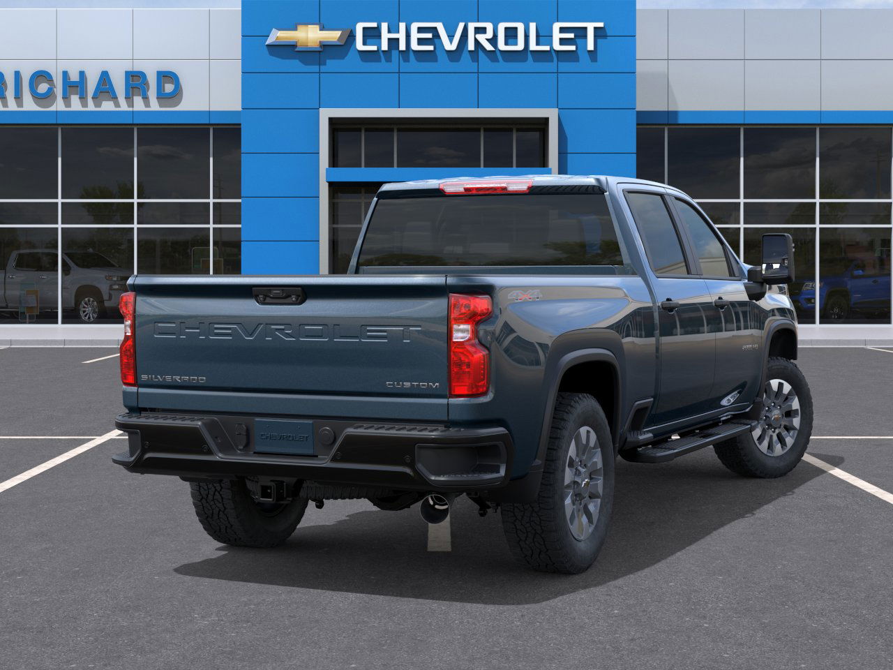 2026 Chevrolet Silverado 2500HD Custom photo 4