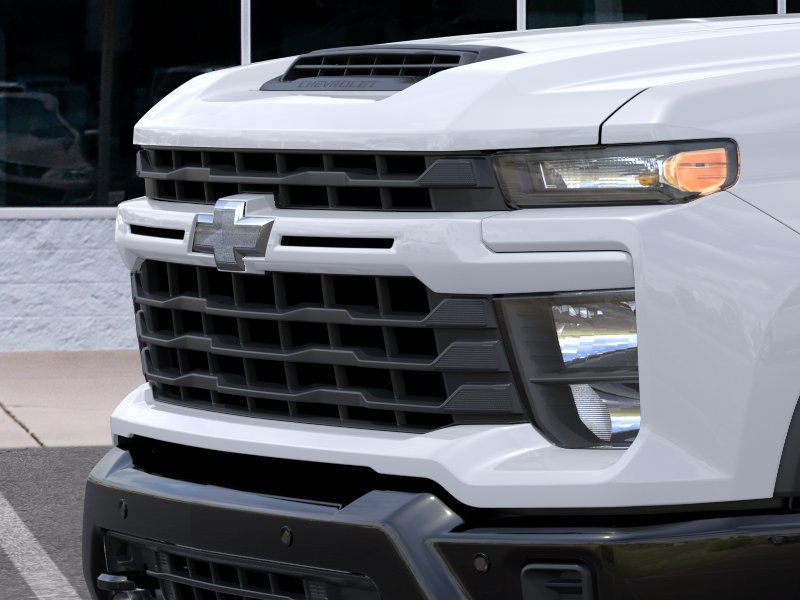 2026 Chevrolet Silverado 2500HD Custom photo 12