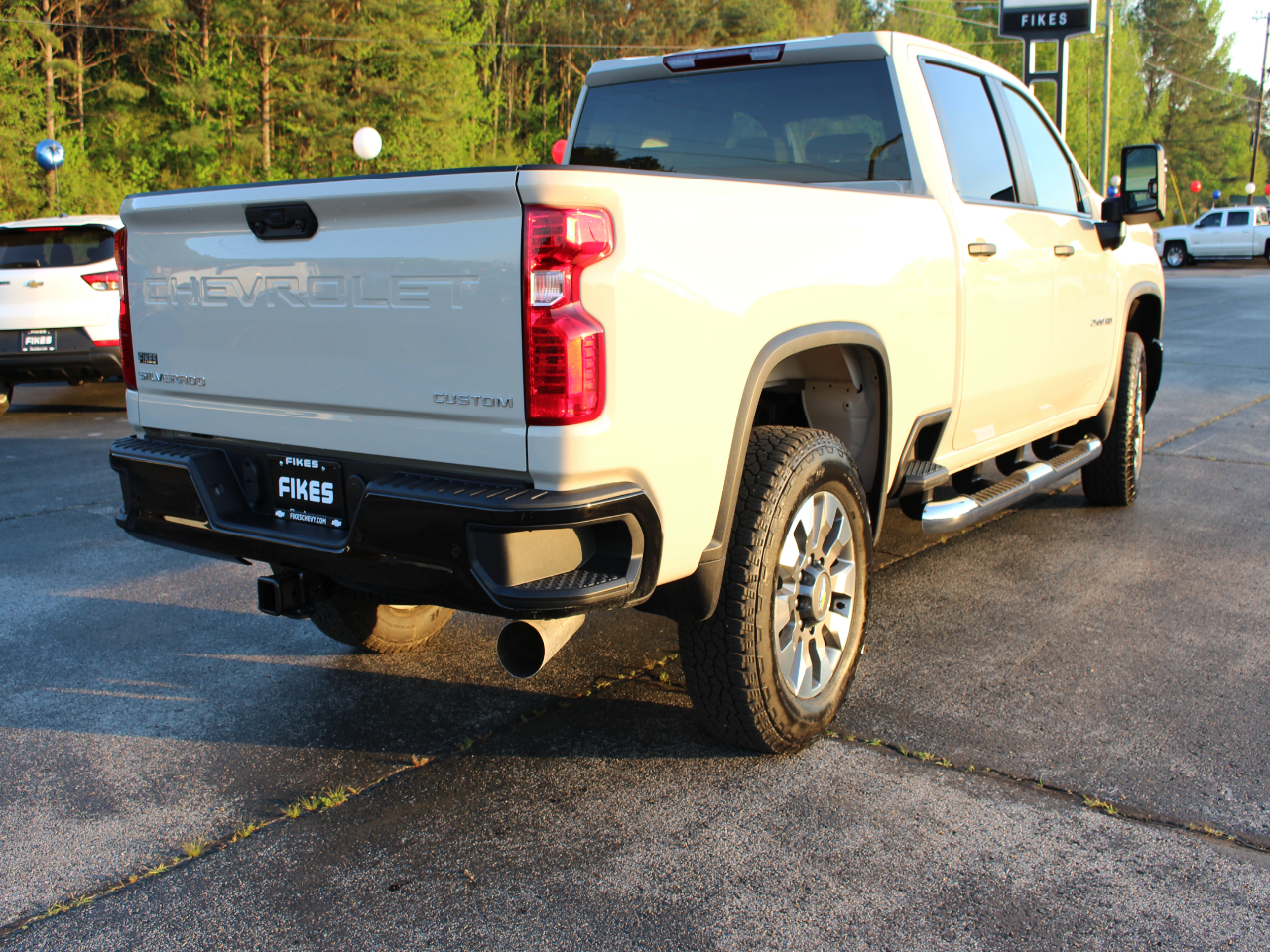 2026 Chevrolet Silverado 2500 HD Custom - Photo 9