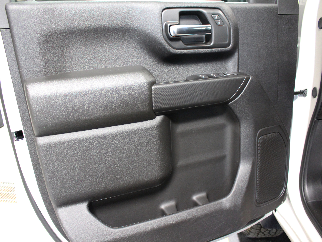 2026 Chevrolet Silverado 2500 HD Custom - Photo 13