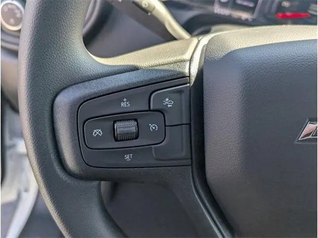 2026 Chevrolet Silverado 2500HD Custom photo 21