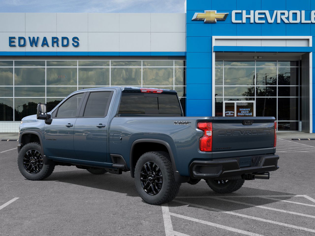 2025 Chevrolet Silverado 2500HD LT photo 3