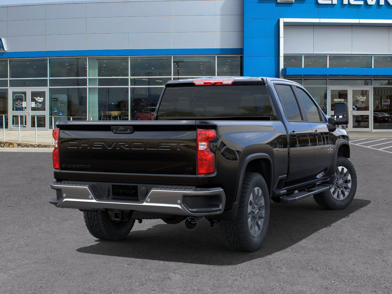 2025 Chevrolet Silverado 2500HD LT photo 4