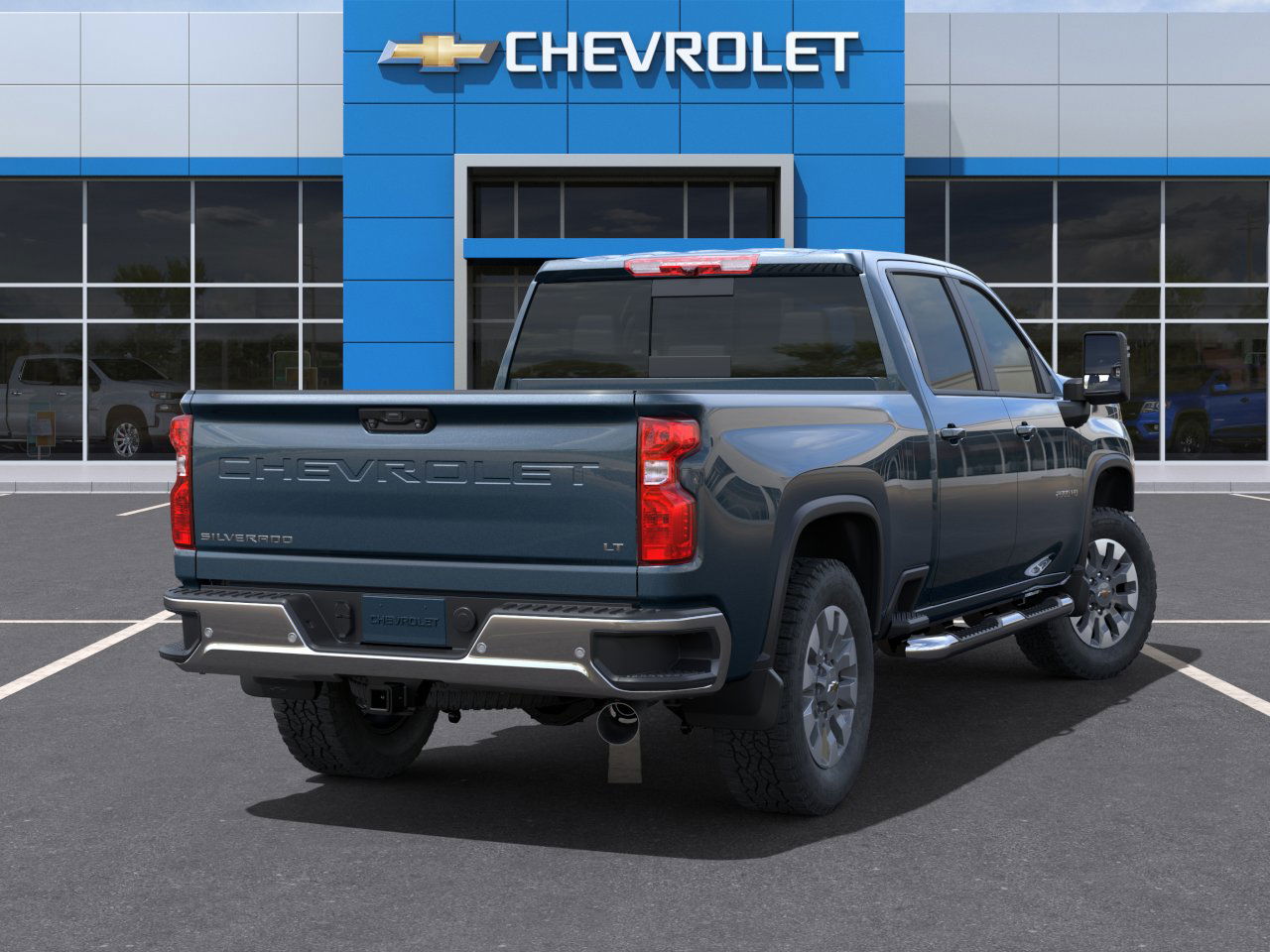 2025 Chevrolet Silverado 2500HD LT photo 4