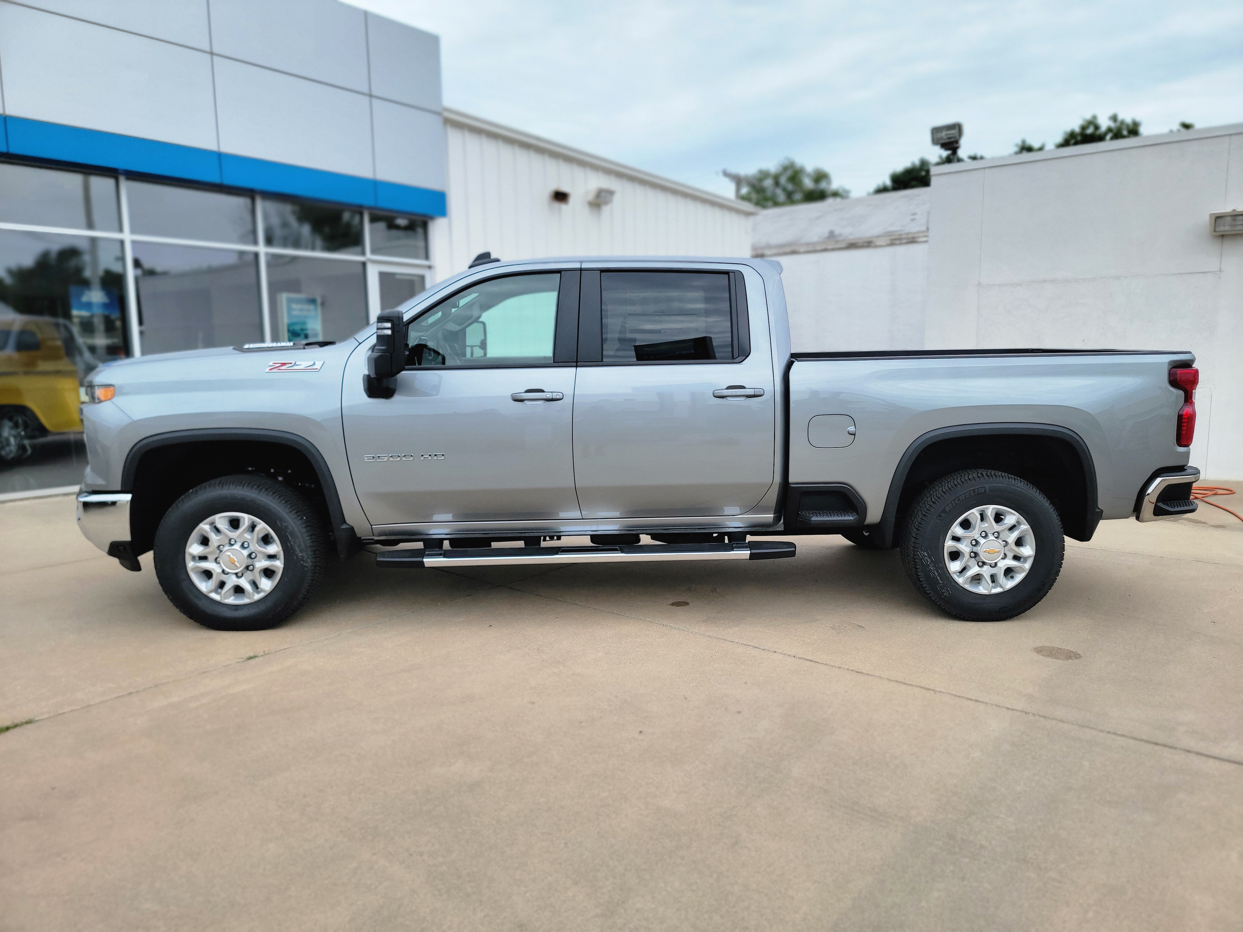 2026 Chevrolet Silverado 2500 HD LT - Photo 9