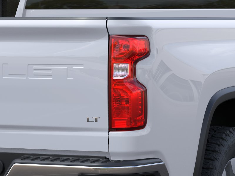 New 2026 Summit White Chevrolet LT image 31