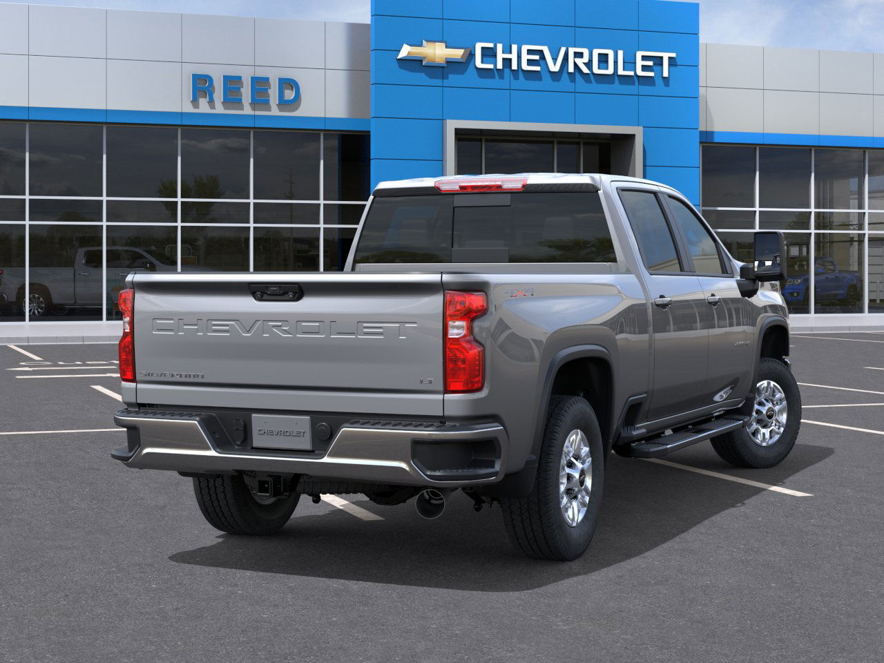 2025 Chevrolet Silverado 2500HD LT photo 4